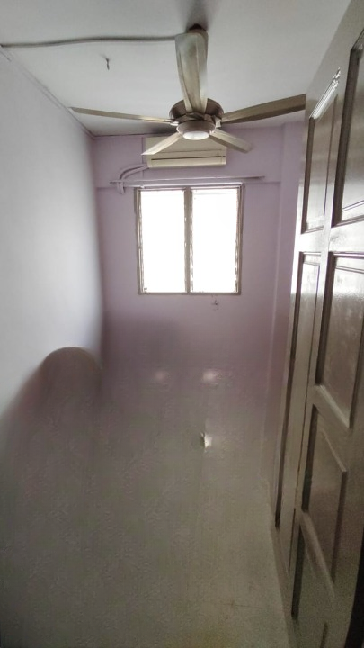 Below Market Seri Kembangan Condo/Apartment for Sale — 4