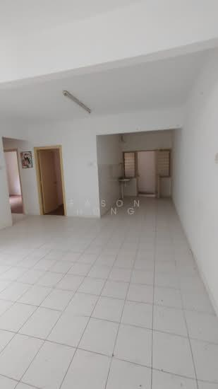 Sri Baiduri Apartment — 2